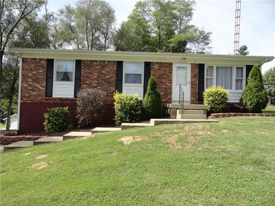 3779 W Galaxy Dr, Connersville, IN, 47331