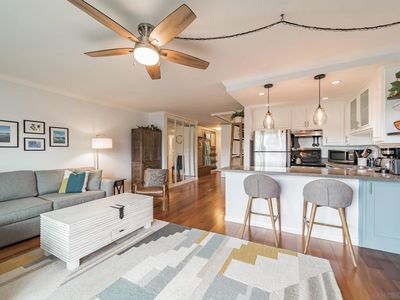 300 Cagney Ln APT 105, Newport Beach, CA, 92663