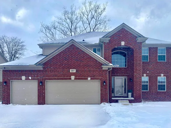 53917 Connor Dr, Chesterfield, MI 48051