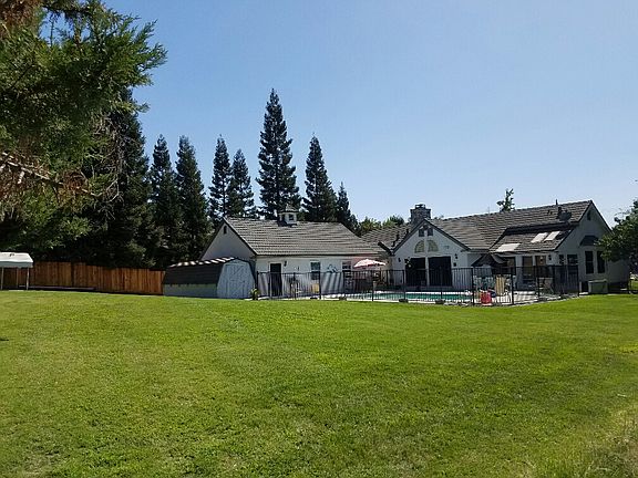 3rd image of 10001 Plaza De Oro Dr