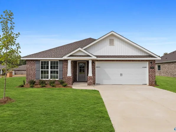 27359 McKenna Dr, Athens, AL 35613