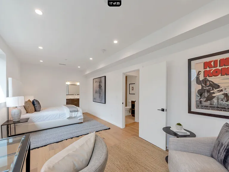 6327 1/2 Primrose Ave — Photo 10