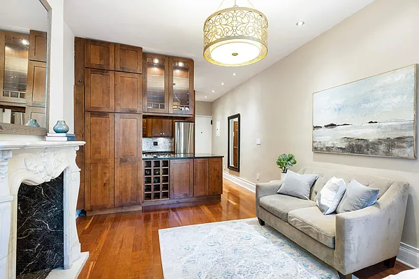 Sold by Compass | media 15