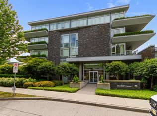 866 Arthur Erickson Pl #200, West Vancouver, BC V7T 0B2