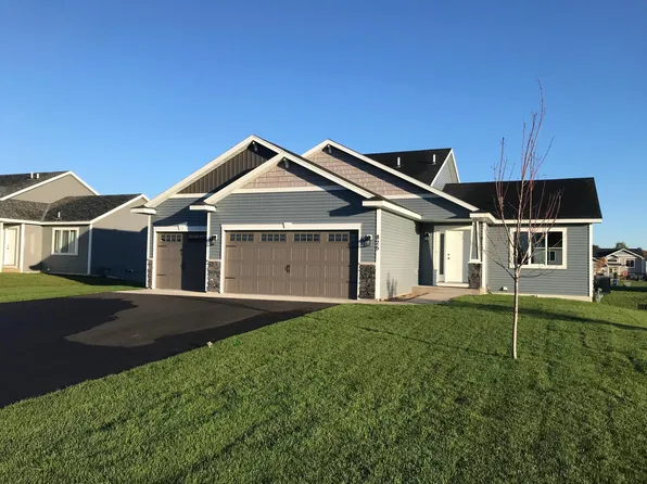 110 Collina Cir, Avon, MN 56310