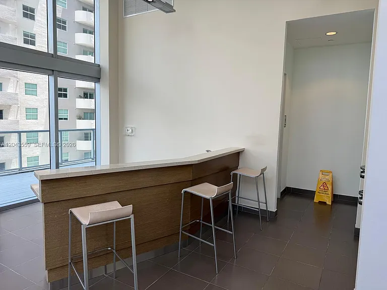 79 SW 12th St #3702 — Photo 17