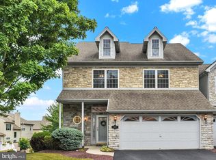 2820 Oakwood Dr, Harrisburg, PA 17110