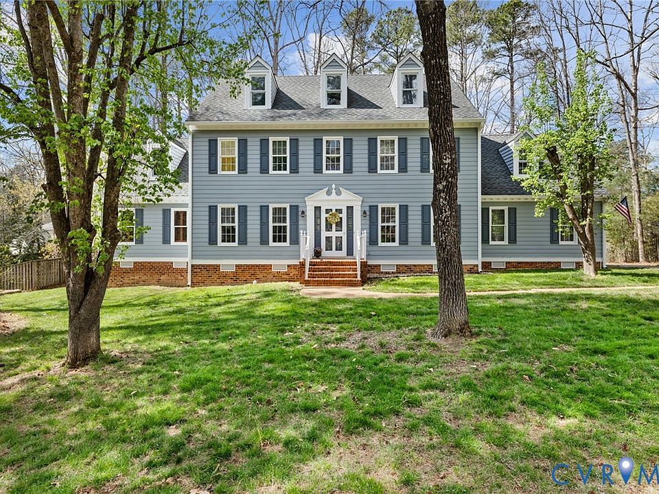 1st image of 405 Hickory Dr