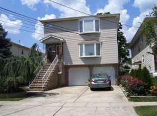 30 W Munsell Ave, Linden, NJ 07036