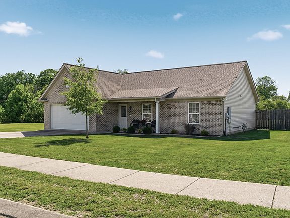 2nd image of 1005 Monticello Pl