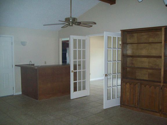 5th image of 6021 Cattail Ct