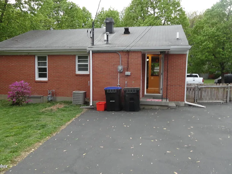 4202 Berkshire Ave — Photo 31