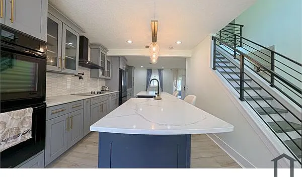 16948 Corner Hill Ct — Photo 3