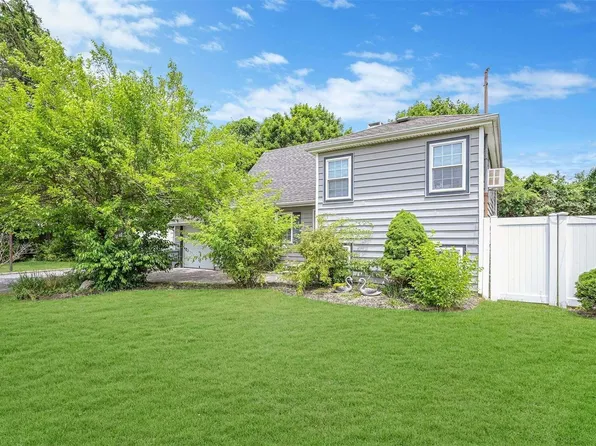 1509 Peters Boulevard, Bay Shore, NY 11706