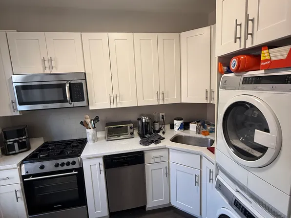 42 Clearway St #1, Boston, MA 02115