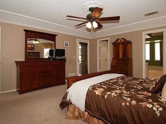 5th image of 2805 Crow Valley Trl