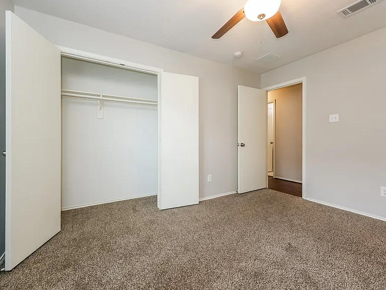 4931 Winding View Ln — Photo 14