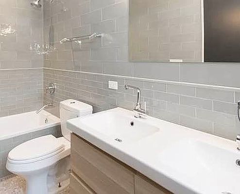 3rd image of 297 16th St #1