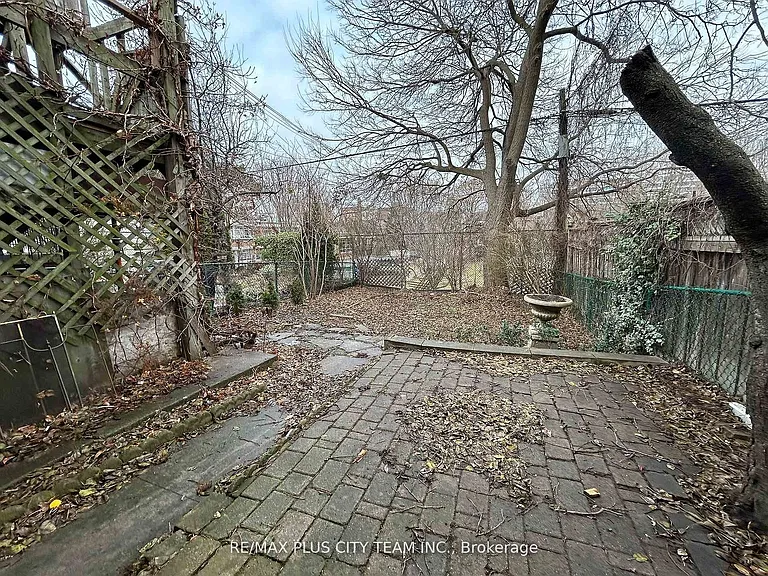 52 Churchill Ave #MAIN — Photo 16