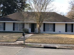 506 Welwyn Way, Alexandria, LA 71303