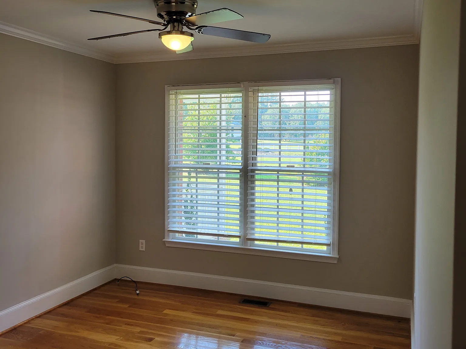 4 bed, 3084 sqft, $2,600 — Photo 4