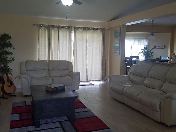 3rd image of 7836 Kensingham Ct