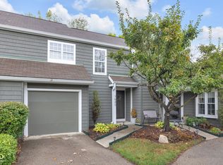 7580 Harbour Isle, Indianapolis, IN 46240