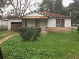 4421 Caplin St, Houston, TX 77026