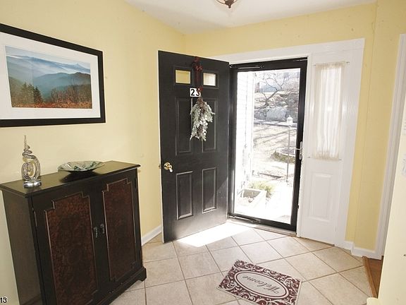 2nd image of 23 Bonaparte Point Dr