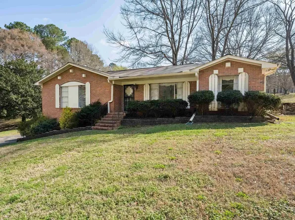 6599 Country View Dr, Pinson, AL 35126