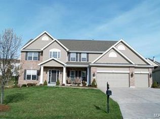 415 Marine Terrace Dr, Saint Louis, MO 63146