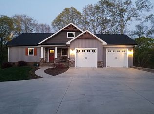 133 Falls Ave, Granite Falls, NC 28630