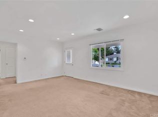 17447 Burma St, Encino, CA 91316
