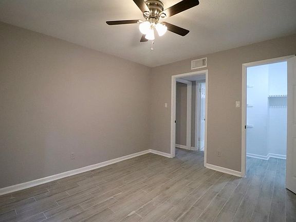 5th image of 5929 Queensloch Dr APT 235