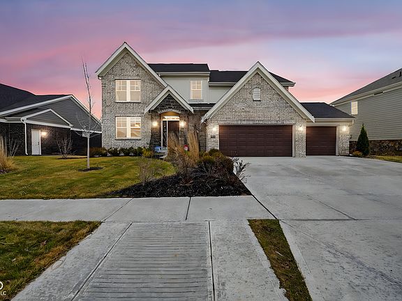 3rd image of 20007 Chatham Green Dr