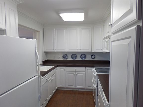 5th image of 167 Sunny Hills Dr