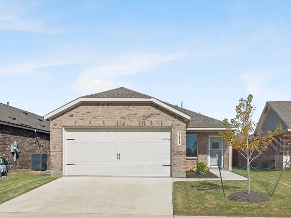 14121 Kempt Dr, Pilot Point, TX 76258
