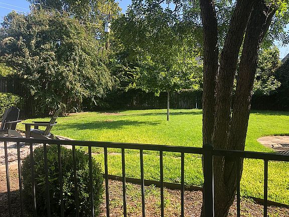3rd image of 5859 Waggoner Dr