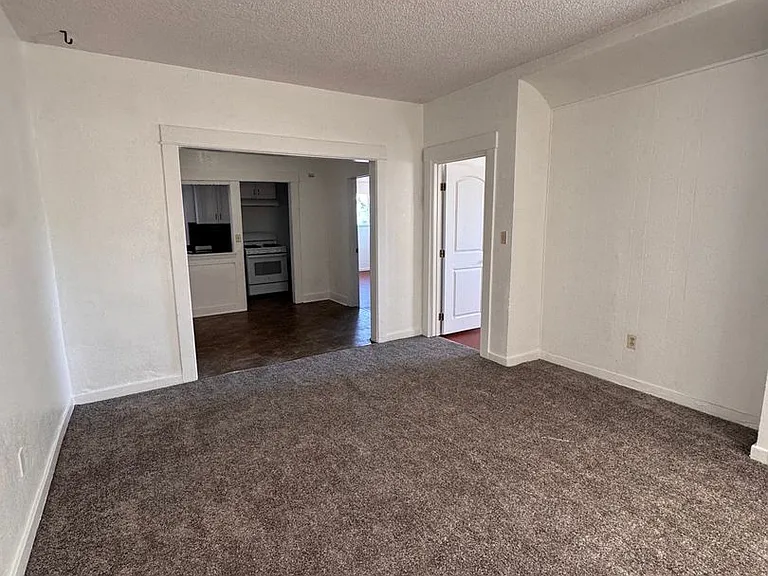 Rio Linda — Photo 20