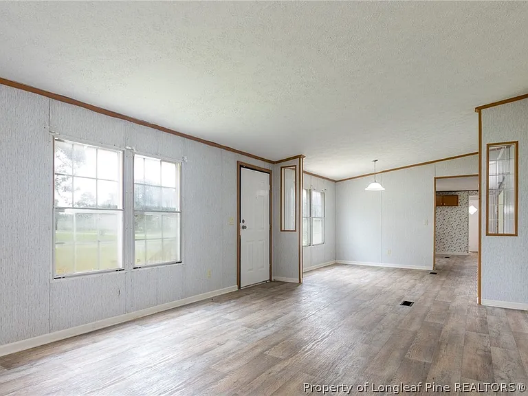 102 Ironwood Rd — Photo 5
