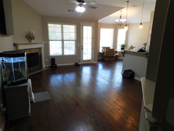 5th image of 4806 Gertrude Dr