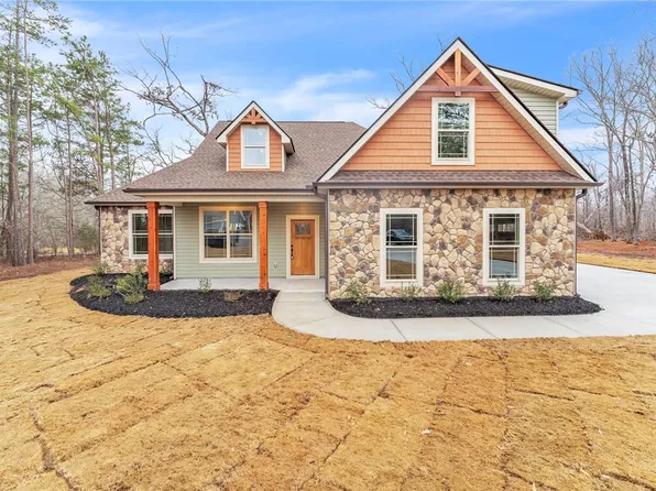 104 Deer Trot Ave, Belton, SC 29627