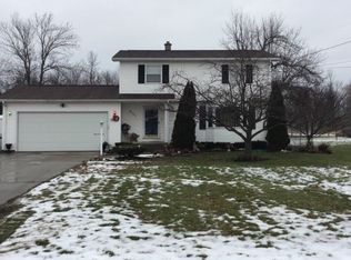 3057 Stieg Rd, North Tonawanda, NY 14120