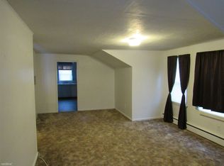 529 2nd St SW, Valley City, ND 58072