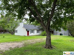 98 Ira Ln, Victoria, TX 77905