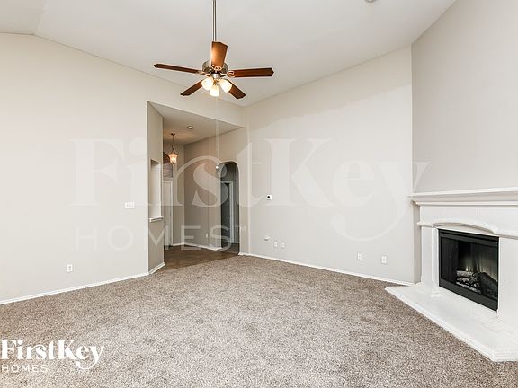 5th image of 1220 Saltgrass Dr