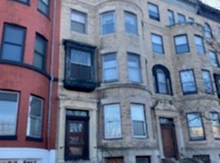 1013 Beacon St, Brookline, MA 02446