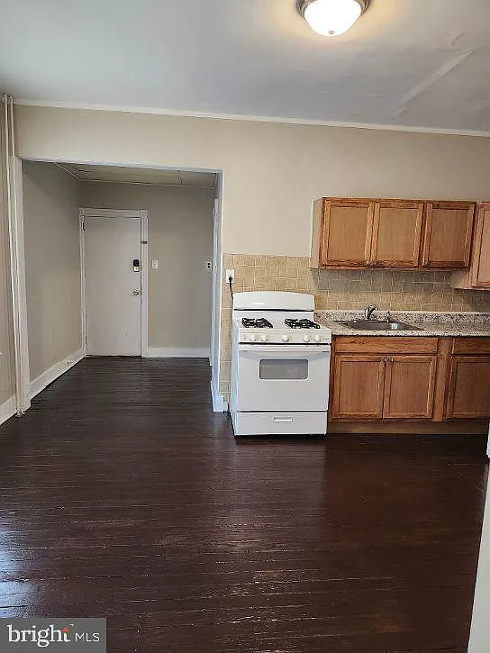 1 bed, 700 sqft, $1,450 — Photo 4
