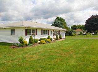 6597 Bishop Rd, Rome, NY 13440