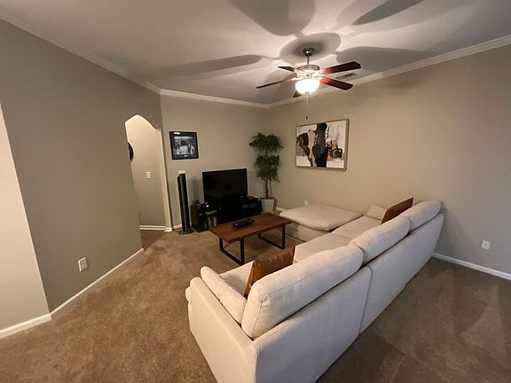 2nd image of 236 Glenhaven Ln